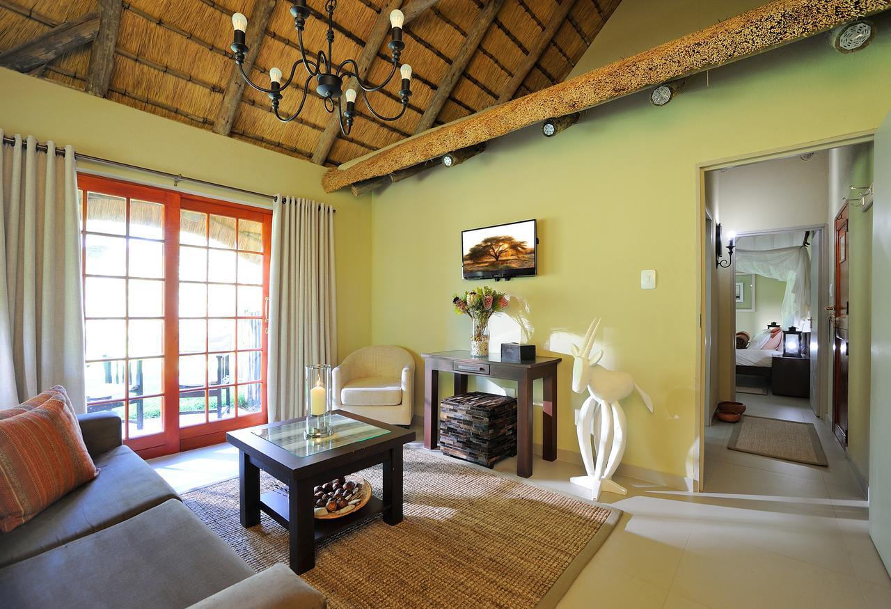 Frans Indongo Lodge Otjiwarongo Eksteriør billede
